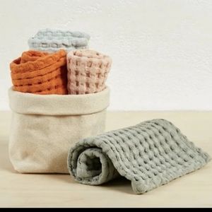 NWT Golden & Pine Dish Cloth Set w Canvas Basket
